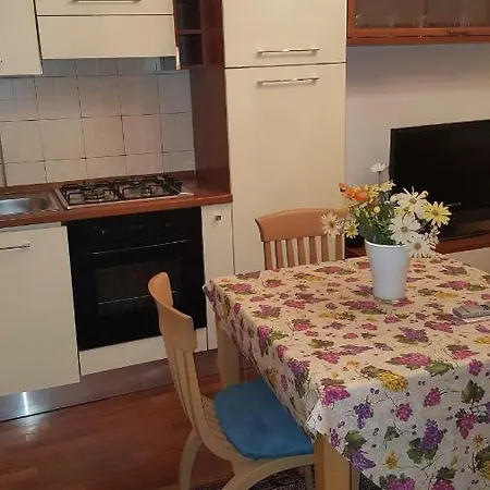 House Mm Gorla ميلان